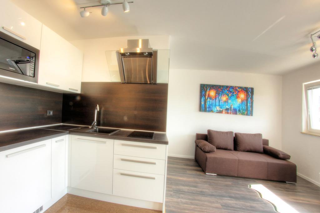 Apartments Nebuloza Ровин Екстериор снимка